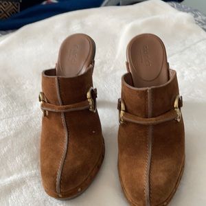 Gucci brown suede high-heeled mules, size 5.5